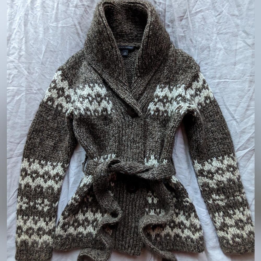 Banana Republic Wool belted cardigan. Fair isle.